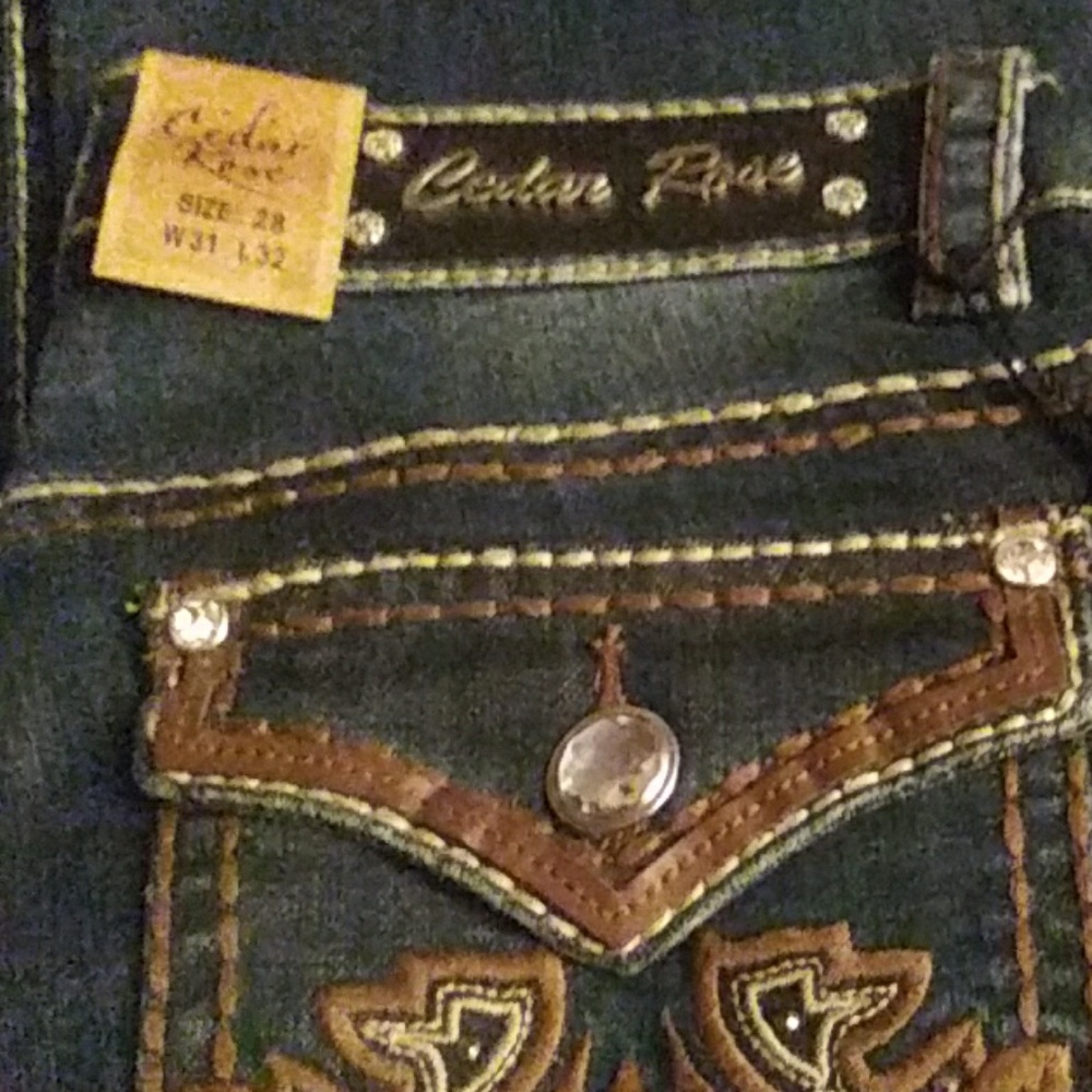 CEDAR ROSE JEANS - Picture 2 of 8